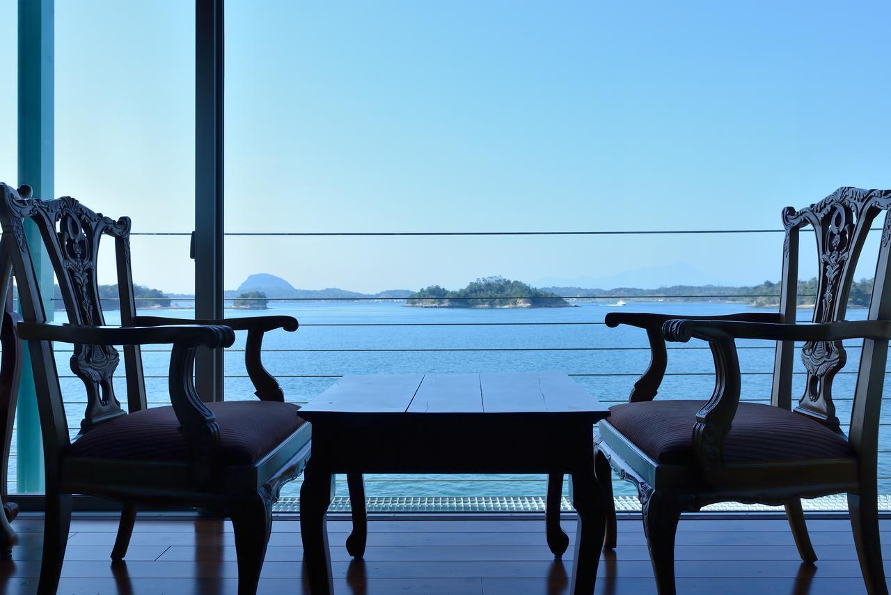 Uminoyasuragi Hotel Ryugu Kami Amakusa Екстер'єр фото