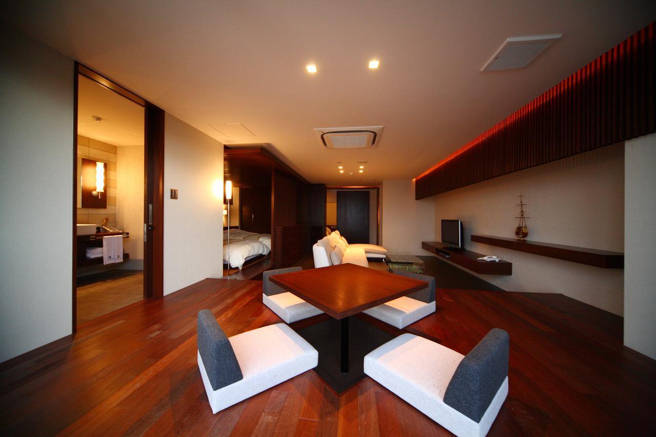 Uminoyasuragi Hotel Ryugu Kami Amakusa Екстер'єр фото